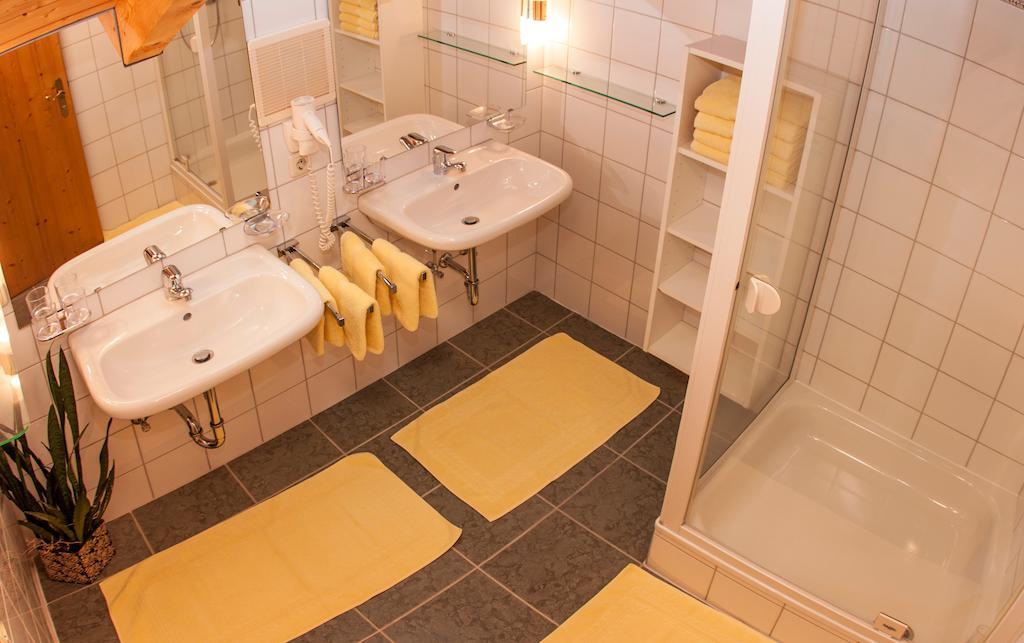 Ferienwohnung Haus Lenz Serfaus Zimmer foto